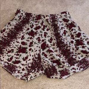 BRANDY MELVILLE SHORTS